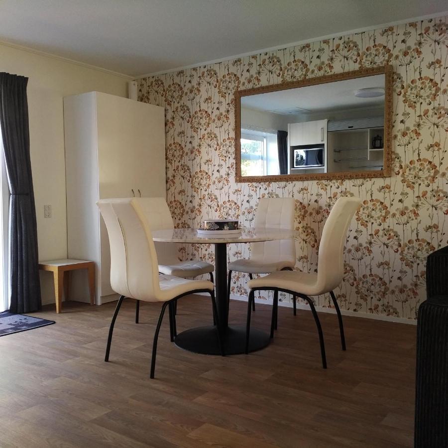 Large Studio With Private Patio, Sky Tv & Wifi Mount Maunganui Exterior foto
