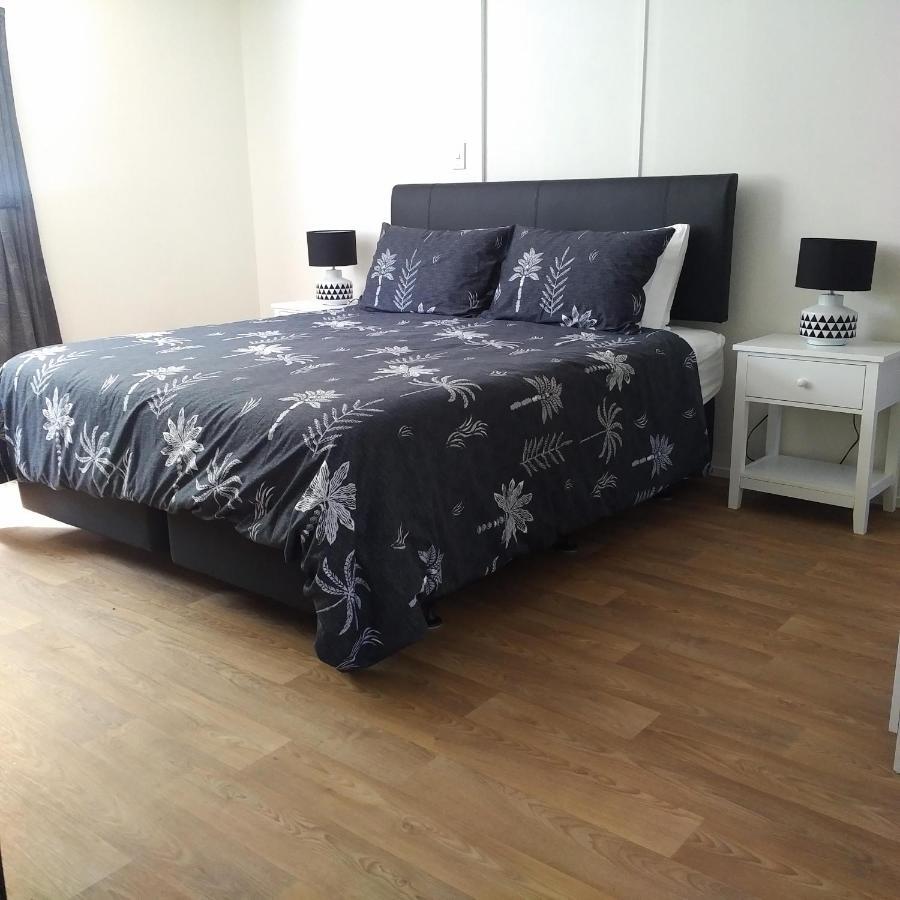 Large Studio With Private Patio, Sky Tv & Wifi Mount Maunganui Exterior foto